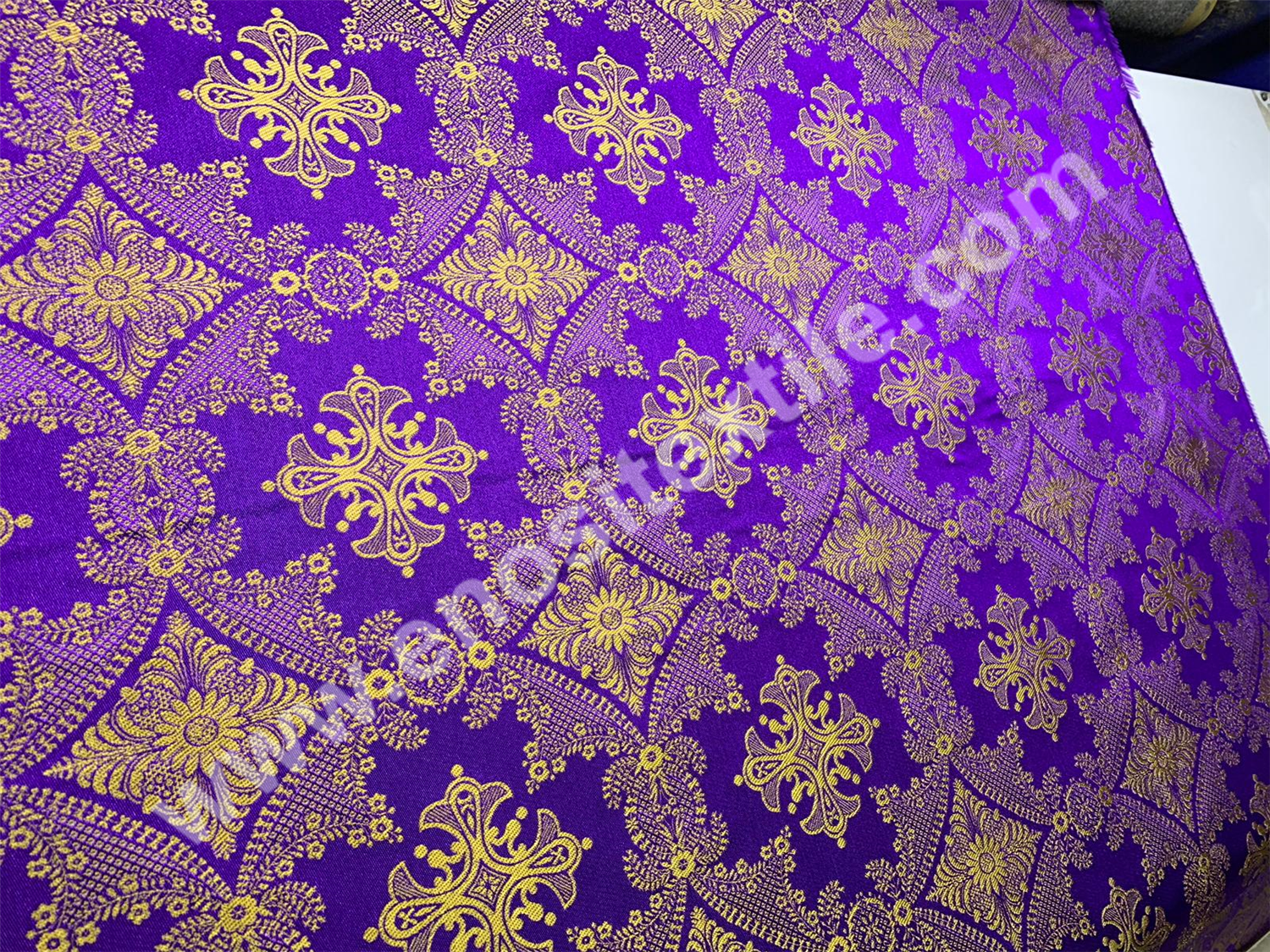 KL-001 Purple-Gold Brocade Fabrics